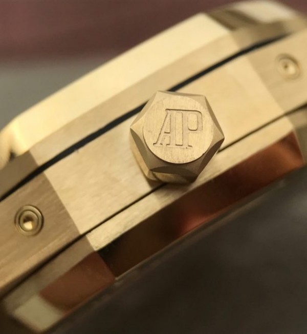 Replica Audemars Piguet JF Royal Oak 41mm 26574 YG Black Dial Leather Strap A5134