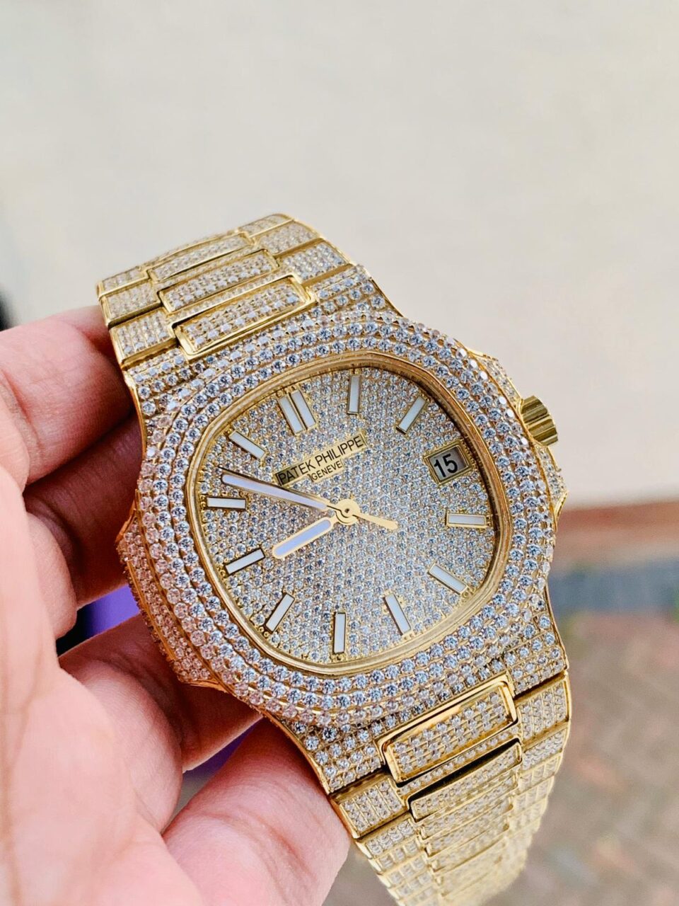 Replica PATEK PHILIPPE ICED Nautilus Jumbo 5711 YG TWF Full Paved Diamonds Dial Case and Bracelet A324