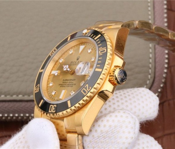 Replica Rolex Submariner 116613 LN Diamonds Markers YG Dial SS/YG Bracelet Eat2836