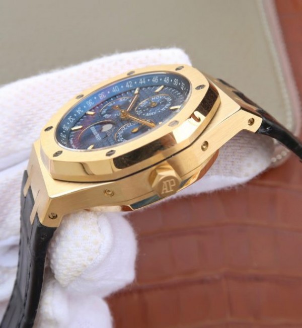 Replica Audemars Piguet JF Royal Oak 41mm 26574 YG Blue Dial Leather Strap A5134