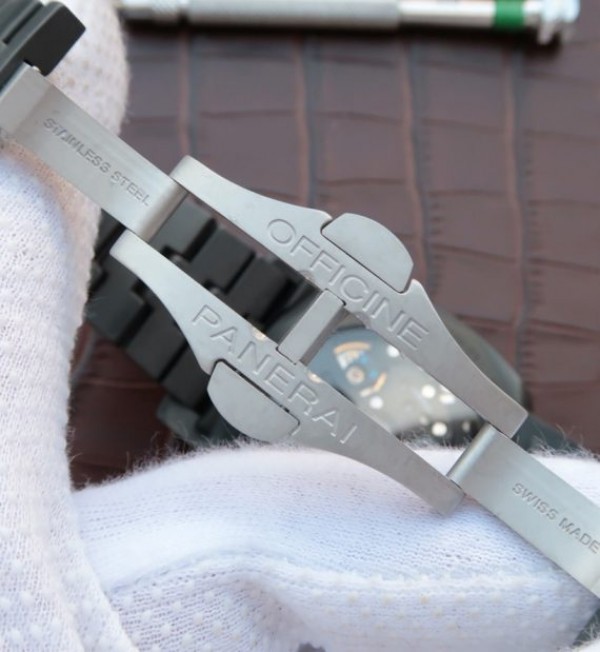 Replica Panerai XF PAM438 Ceramic Bracelet P9001