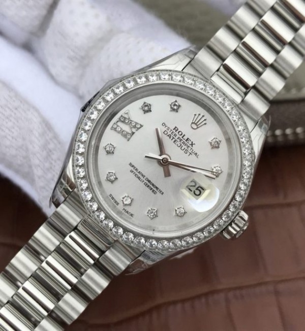 Replica Rolex DateJust 28mm Diamonds Bezel White Dial Diamonds Rome Markers Bracelet A2236