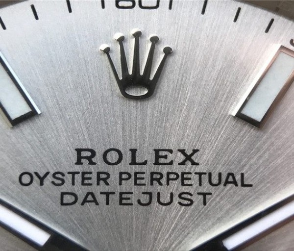 Replica Rolex DateJust 41mm 126334 Noob Fluted Bezel Silver Dial Stick Markers Bracelet A3235