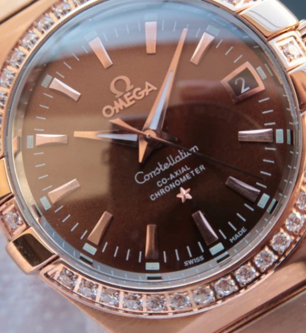 Replica Omega V6 Constellation Diamonds Bezel RG Case Brown Dial A2500