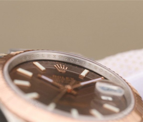 Replica Rolex DateJust 41mm 126331 RG Wrapped Brown Dial SS/RG SS Bracelet A3235