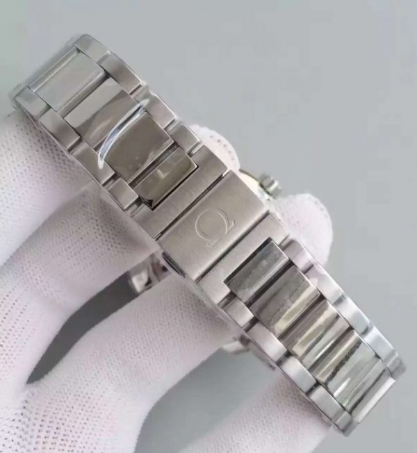 Replica Omega XF Seamaster CO-AXIAL Master PyeongChang 2018 White Dial SS Bracelet A8500