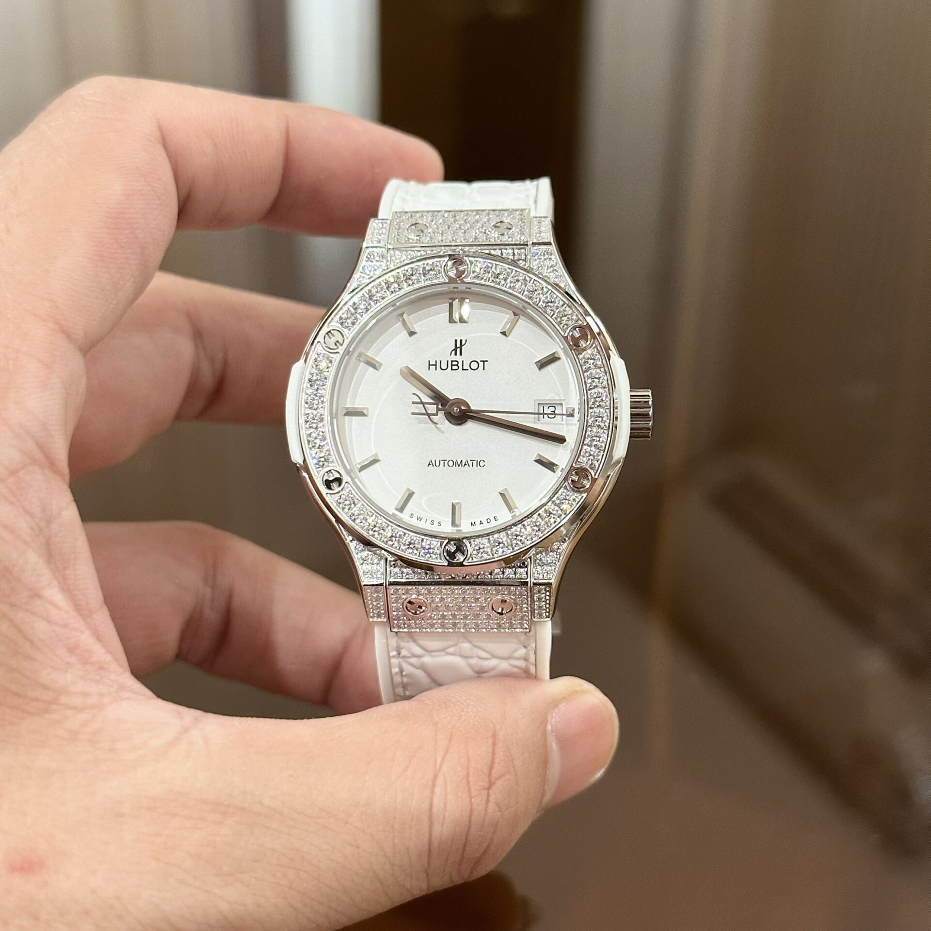 Hublot Classic Fusion Replica 1:1 Watch White Diamond HBF 38mm