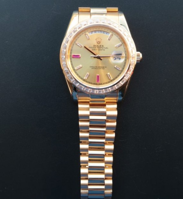 Replica Rolex Day-Date II RG Gold Dial Diamonds Bezel White/Red Crystal Markers RG Bracelet A3255
