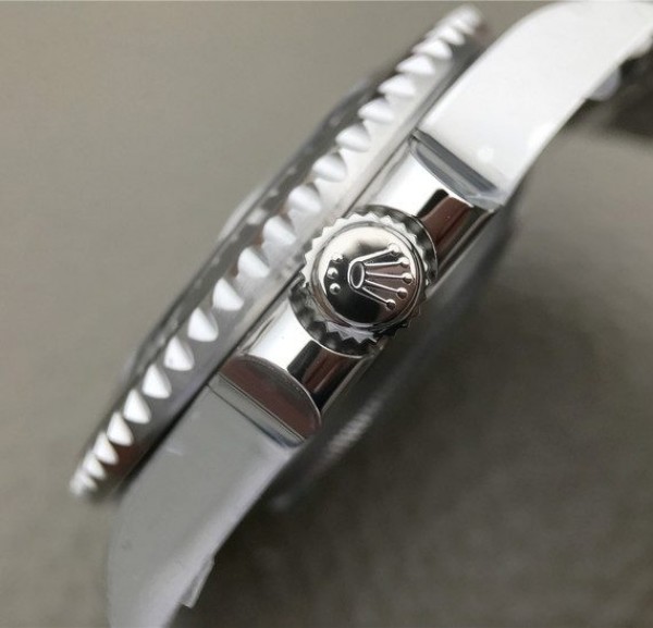 Replica Rolex Sea-Dweller 2017 Baselworld 126600 ARF 904L Bracelet A2824