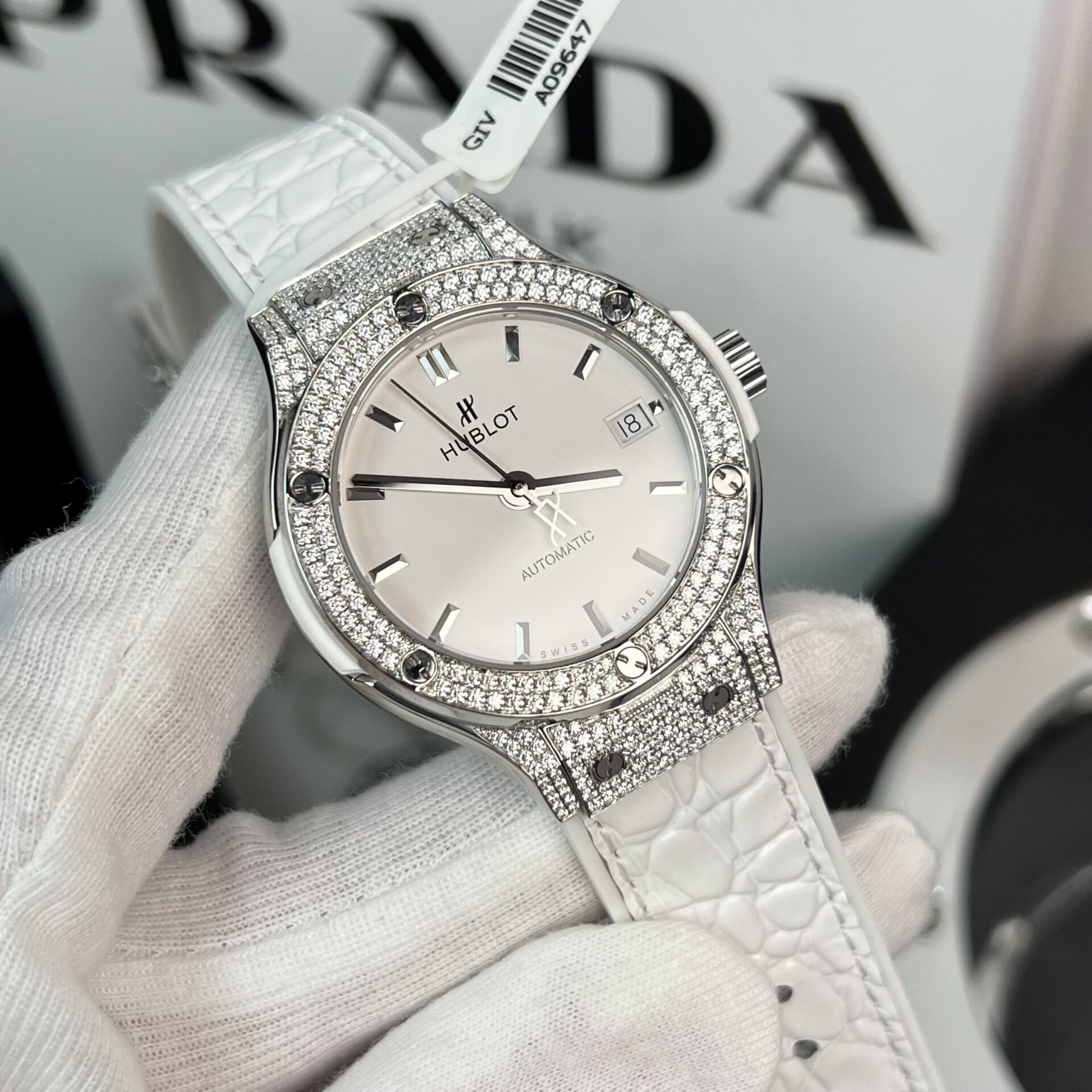 Hublot Replica Watch Full Moissanite Diamond White HB Factory 38mm