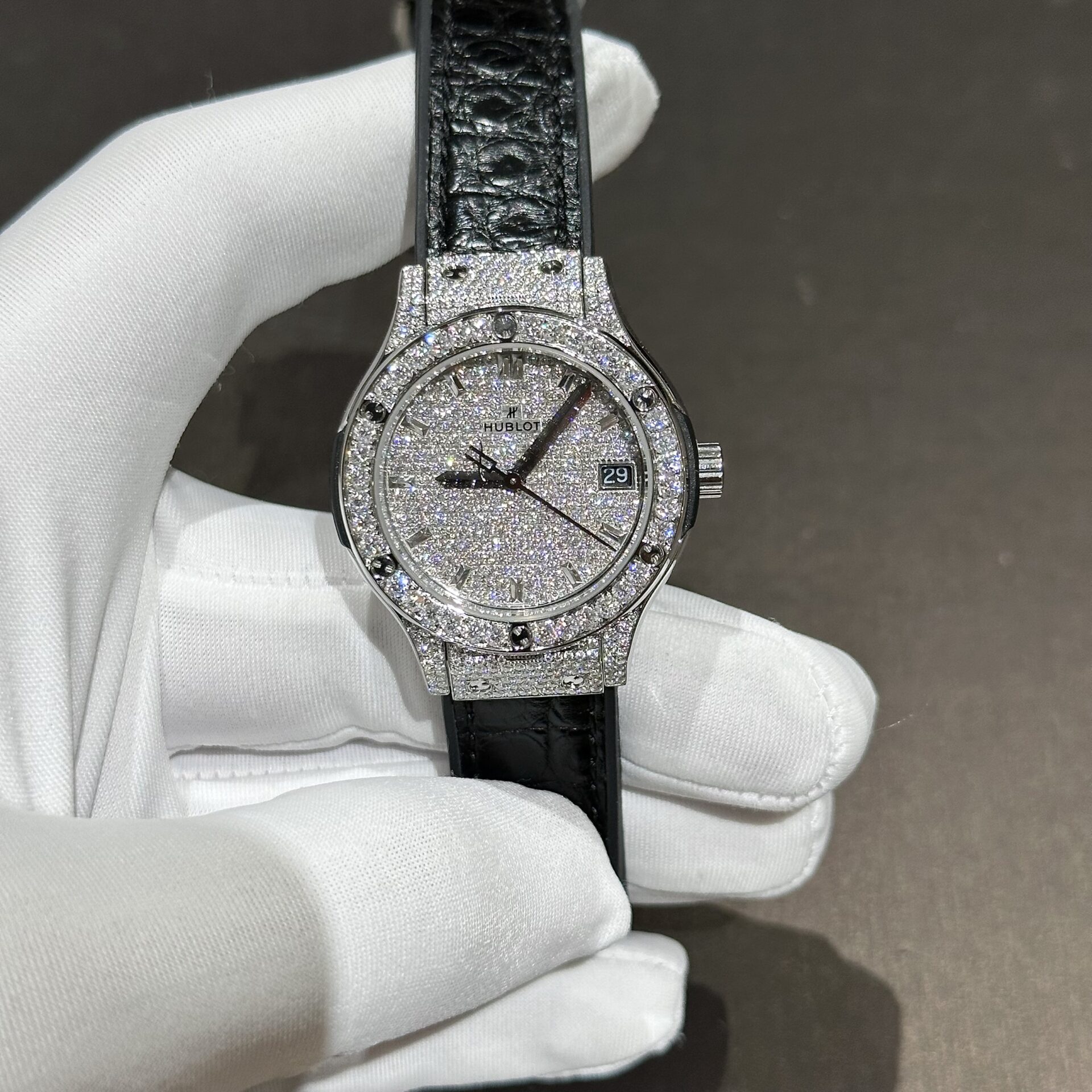 Hublot Classic Fusion Replica Watch With Full Moissanite Diamonds 33mm
