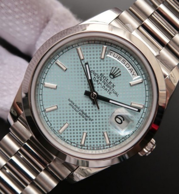 Replica Rolex Day-Date 40mm 228206 Noob Textured Ice Blue Dial Bracelet A3255
