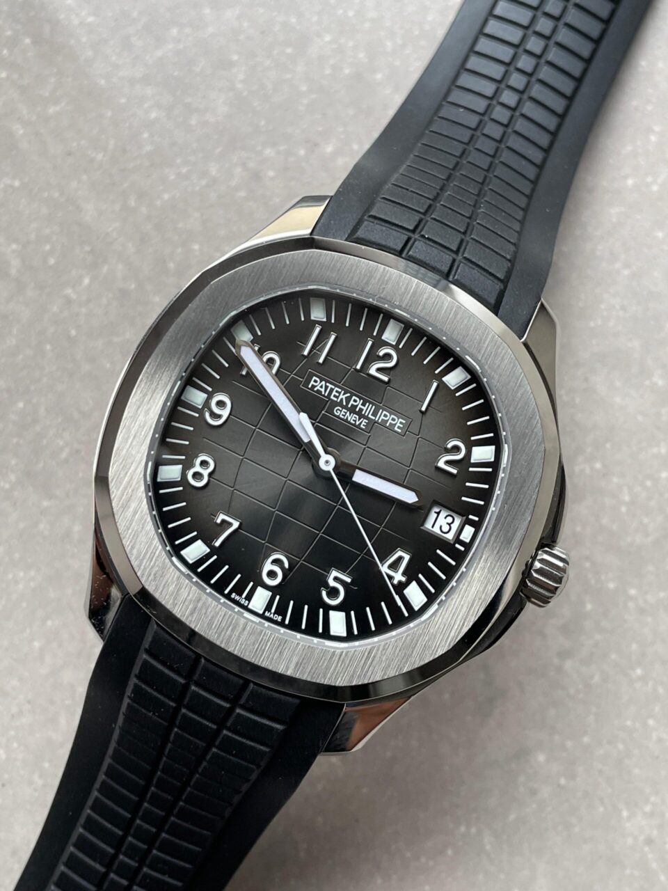 Replica PATEK PHILIPPE Aquanaut 5167 SS 3KF Best Edition Gray Dial on Black Rubber Strap A324 Super Clone V2