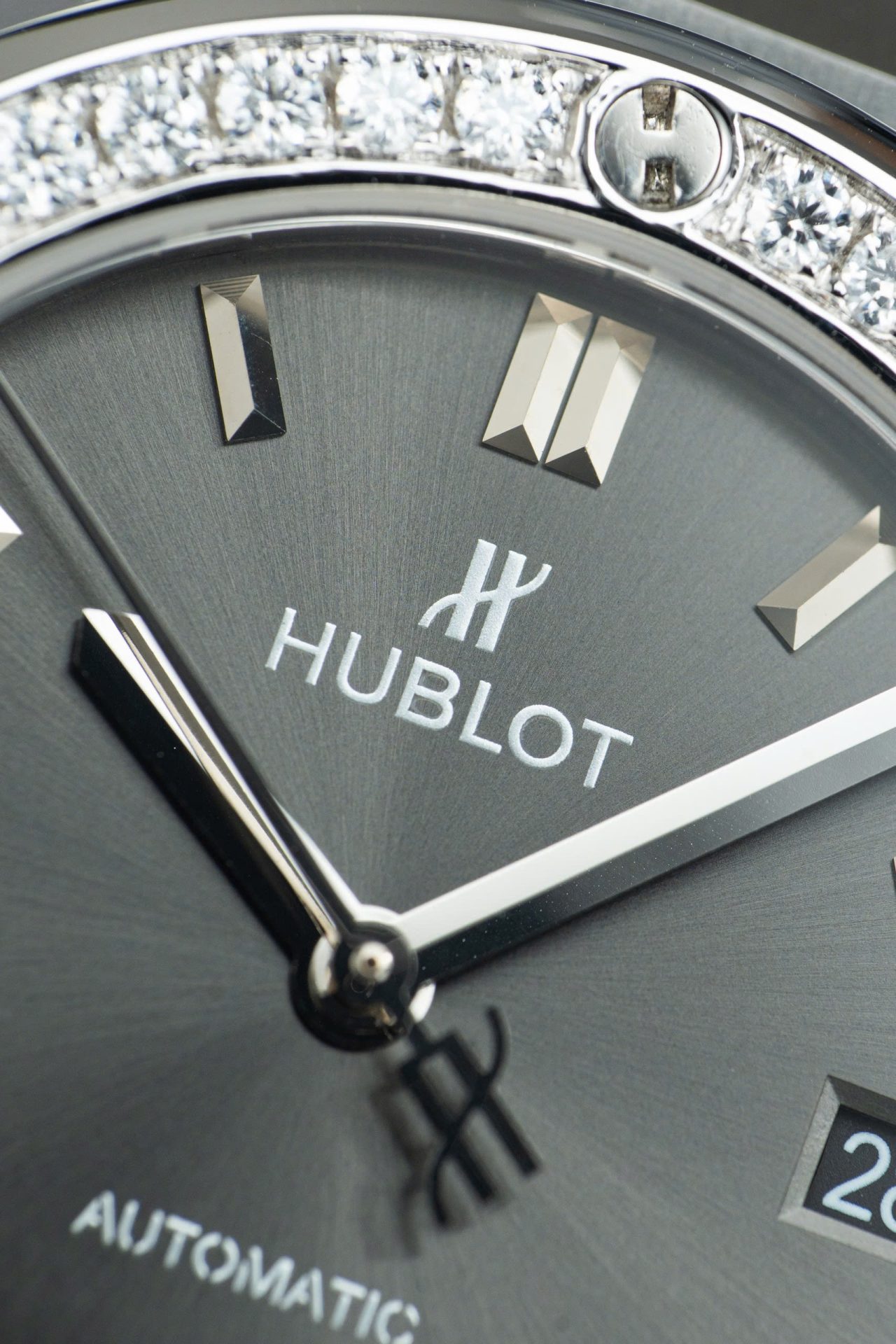 Hublot Classic Fusion Dial Gray Replica Watch Bezel Diamonds Moissanite 38mm