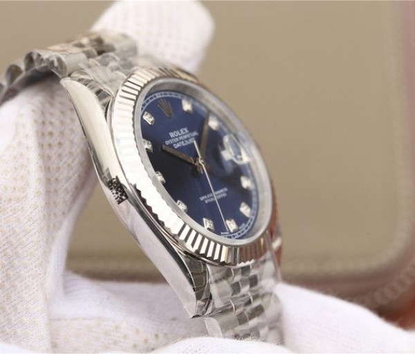 Replica Rolex DateJust 41mm 126334 Fluted Bezel Blue Dial Diamonds Markers Bracelet A3235