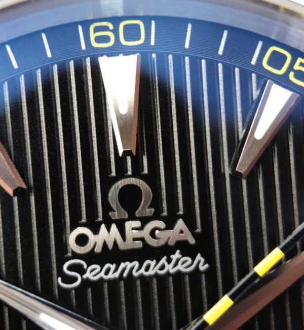 Replica Omega XF Aqua Terra 15,000 Gauss Anti-Magnetic Leather Strap A8500