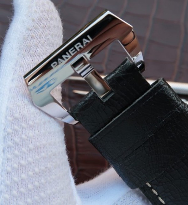 Replica Panerai XF PAM510 Black Distressed Calfskin Strap P5000
