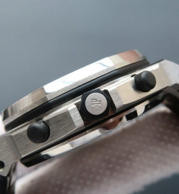 Replica Audemars Piguet Royal Oak Offshore JF Leather Strap