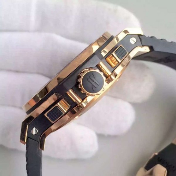 Replica Hublot Big Bang Gold Full Pave Chrono RG Diamonds Dial Black Rubber Strap A7750
