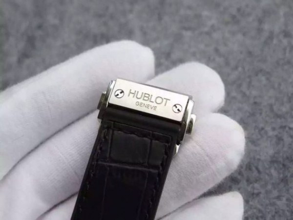 Replica Hublot Classic Fusion Tourbillon 45mm TF Skeleton Dial Black Gummy Strap A23J