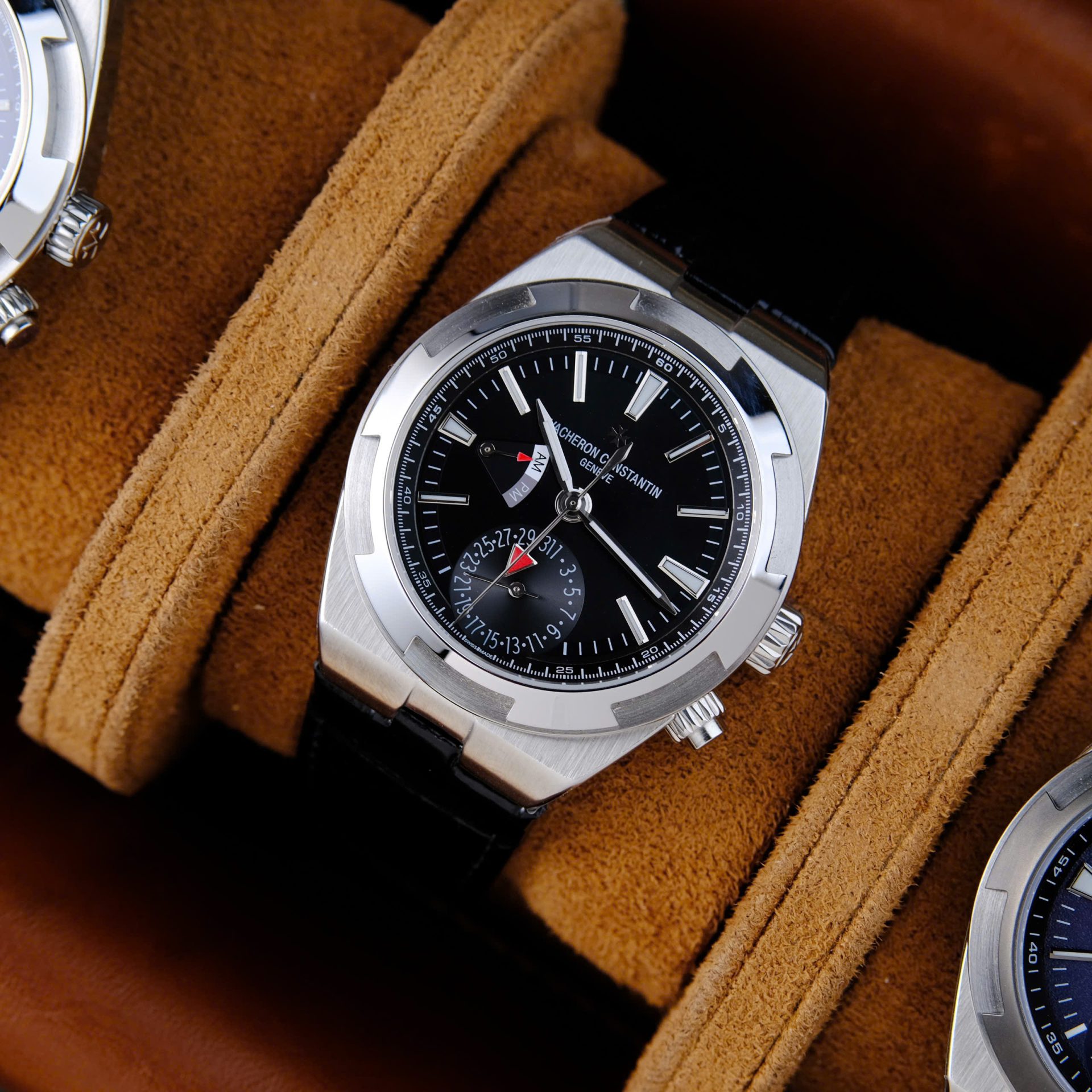 Vacheron Constantin Overseas Dual Time 7900V Replica Watch Black Dial PZ Factory 41mm