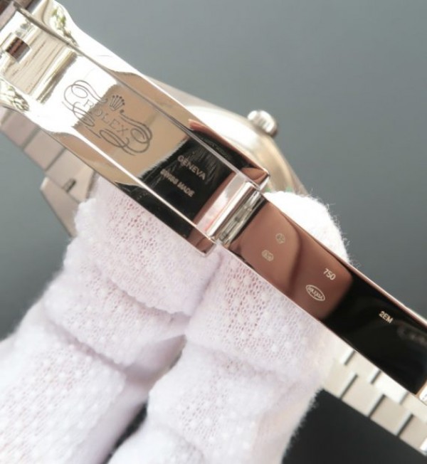 Replica Rolex Day-Date II SS Silver Dial SS Bracelet A3255