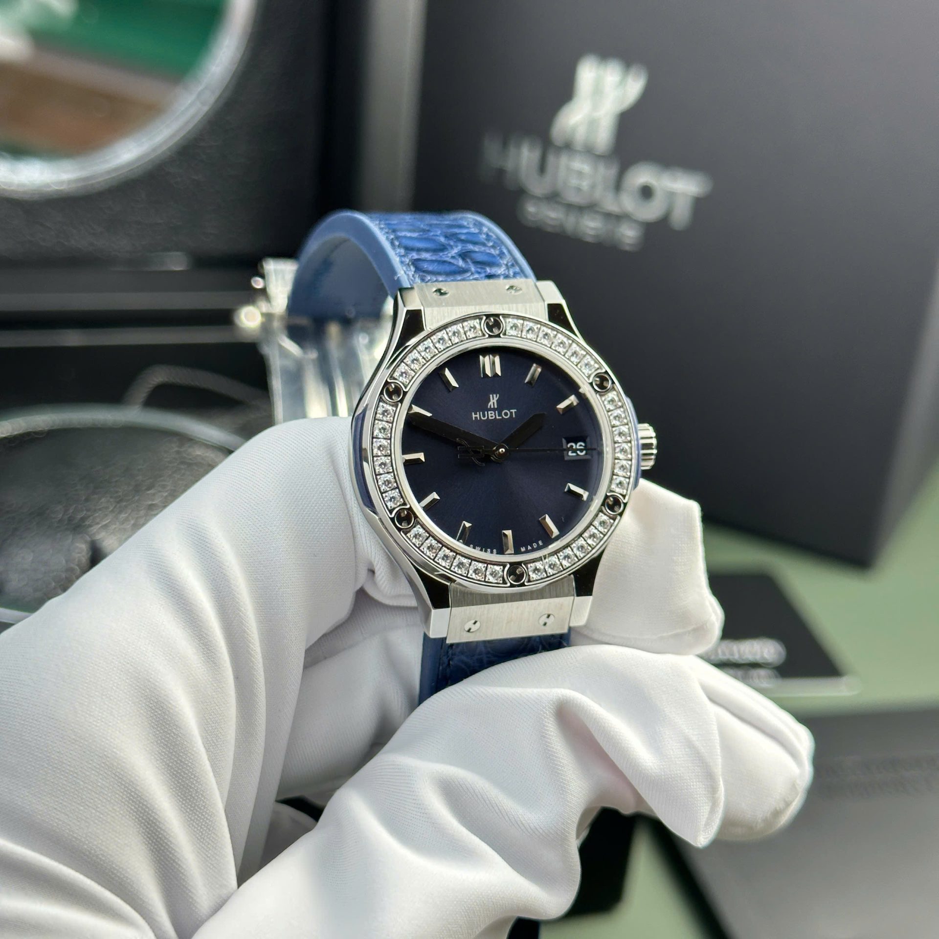 Hublot Classic Fusion Replica Watches Womens Blue HB Factory 33mm
