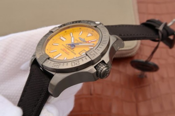 Replica Breitling Avenger II Seawolf PVD GF Yellow Dial Black Nylon Strap A2824