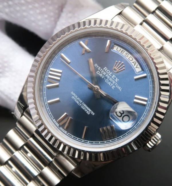 Replica Rolex Day-Date 40mm 228239 Noob Blue Dial SS President Bracelet A3255