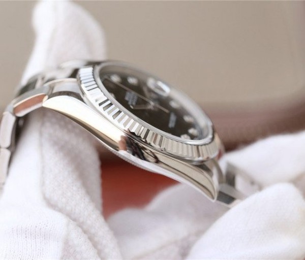 Replica Rolex DateJust 41mm 126334 Fluted Bezel Black Dial Diamonds Markers Jubilee Bracelet A3235