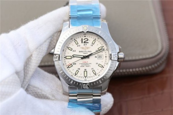 Replica Breitling Colt Automatic 44mm SS GF White Textured Dial SS Bracelet A2824