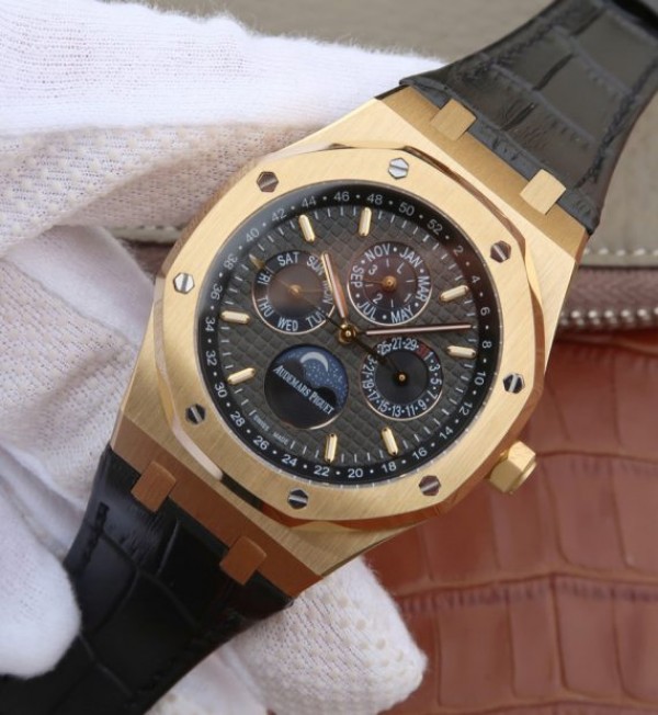 Replica Audemars Piguet JF Royal Oak 41mm 26574 YG Black Dial Leather Strap A5134