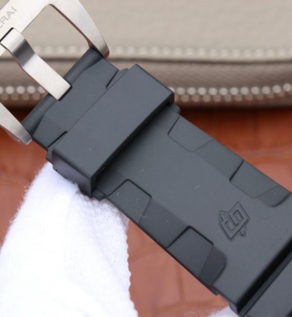 Replica Panerai XF PAM1389 Titanium Black Ceramic Bezel Rubber Strap P.9010
