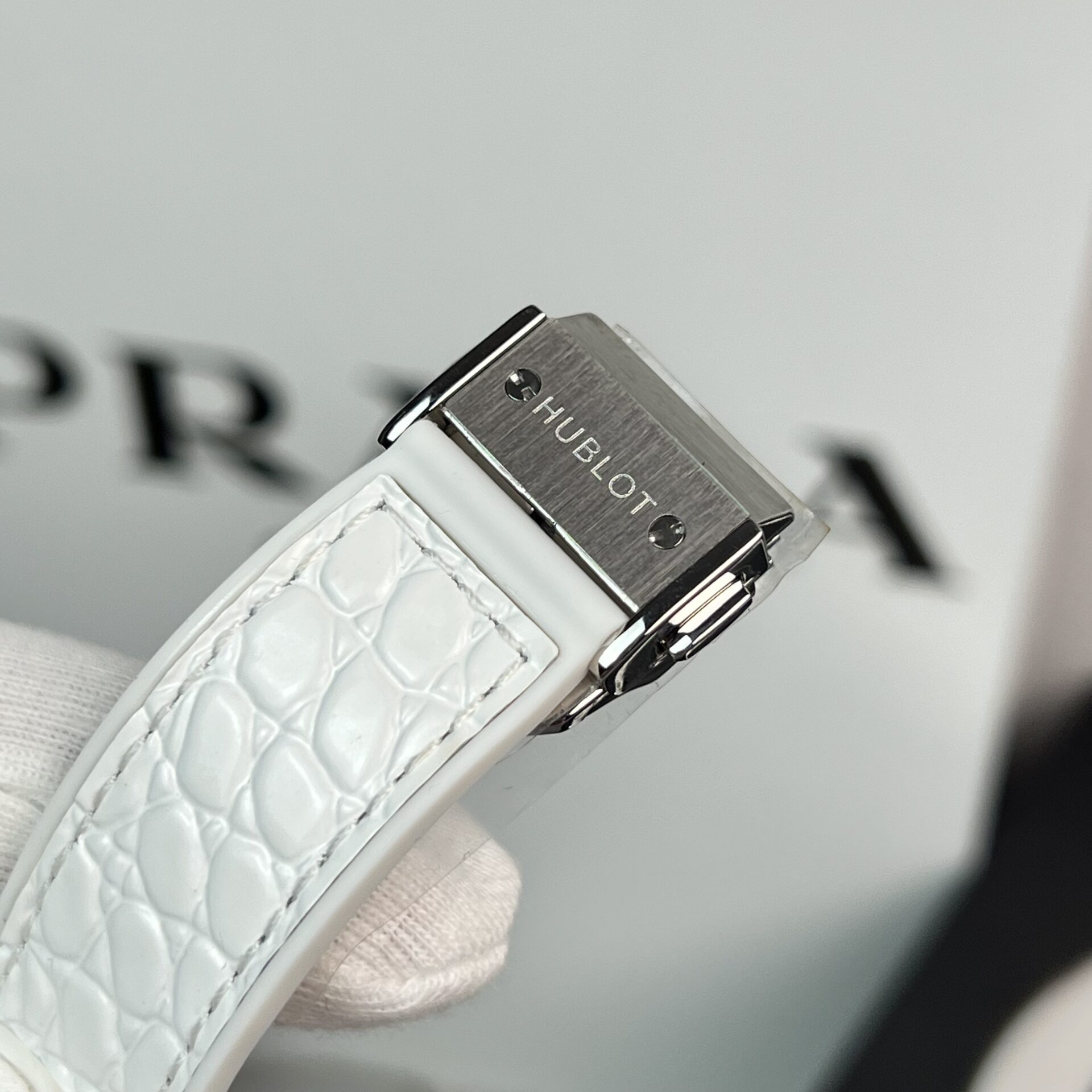 Hublot Replica Watch Full Moissanite Diamond White HB Factory 38mm