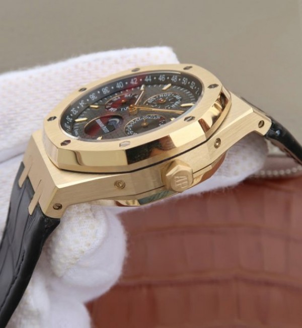 Replica Audemars Piguet JF Royal Oak 41mm 26574 YG Black Dial Leather Strap A5134
