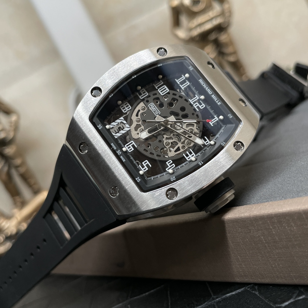 Swiss Richard Mille RM 010 Replica – Skeleton Dial Men’s Watch With Black Rubber Strap And Sapphire Crystal