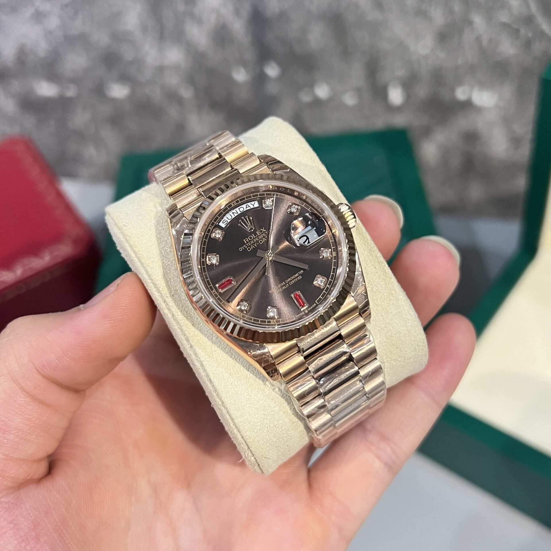 Rolex Replica 1:1 Watch Day-Date Chocolate Dial With Ruby Numbers 36/40mm