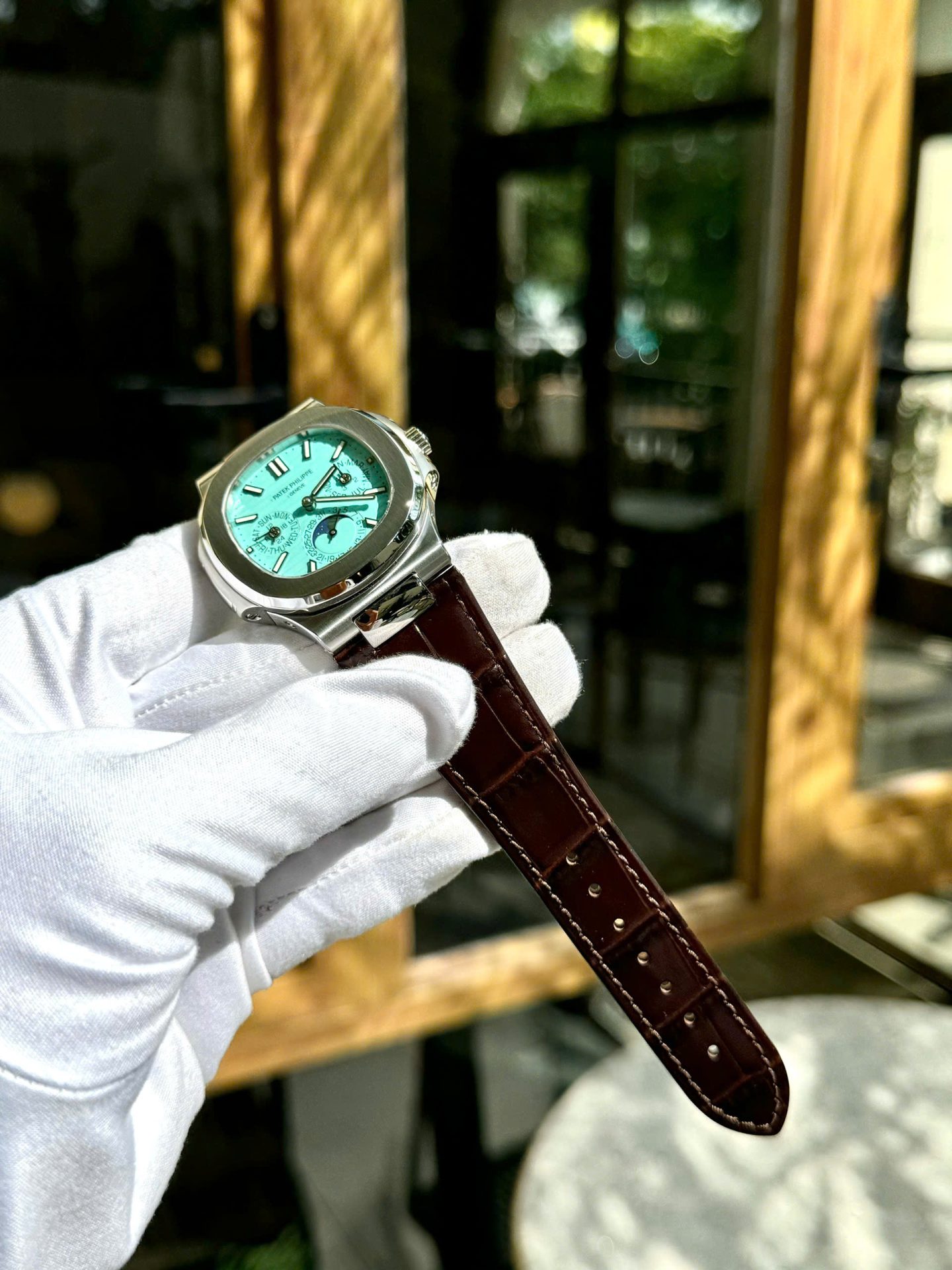 Patek Philippe High End Watch Replicas Nautilus 5740G Tiffany   Automatic Swiss Movement 40mm