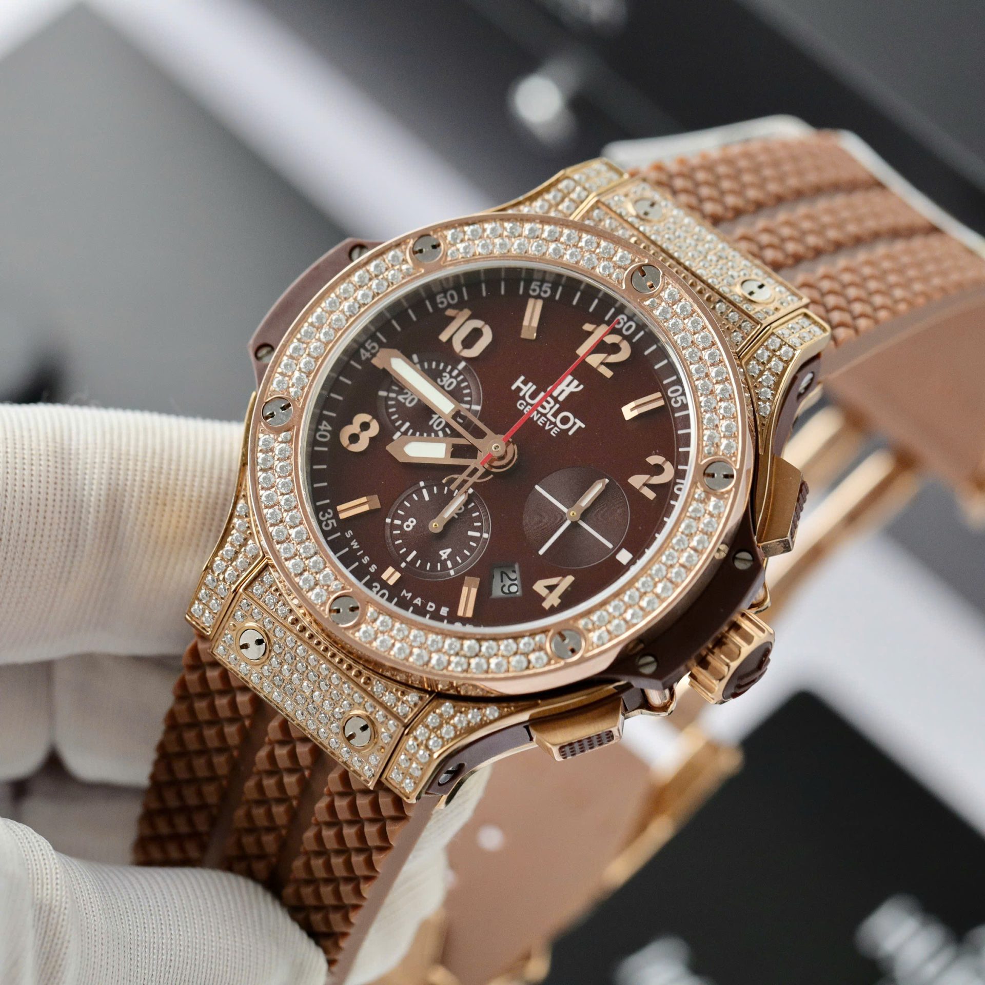 Hublot Big Bang King Gold Custom Moissanite Diamonds Hong Kong 42mm