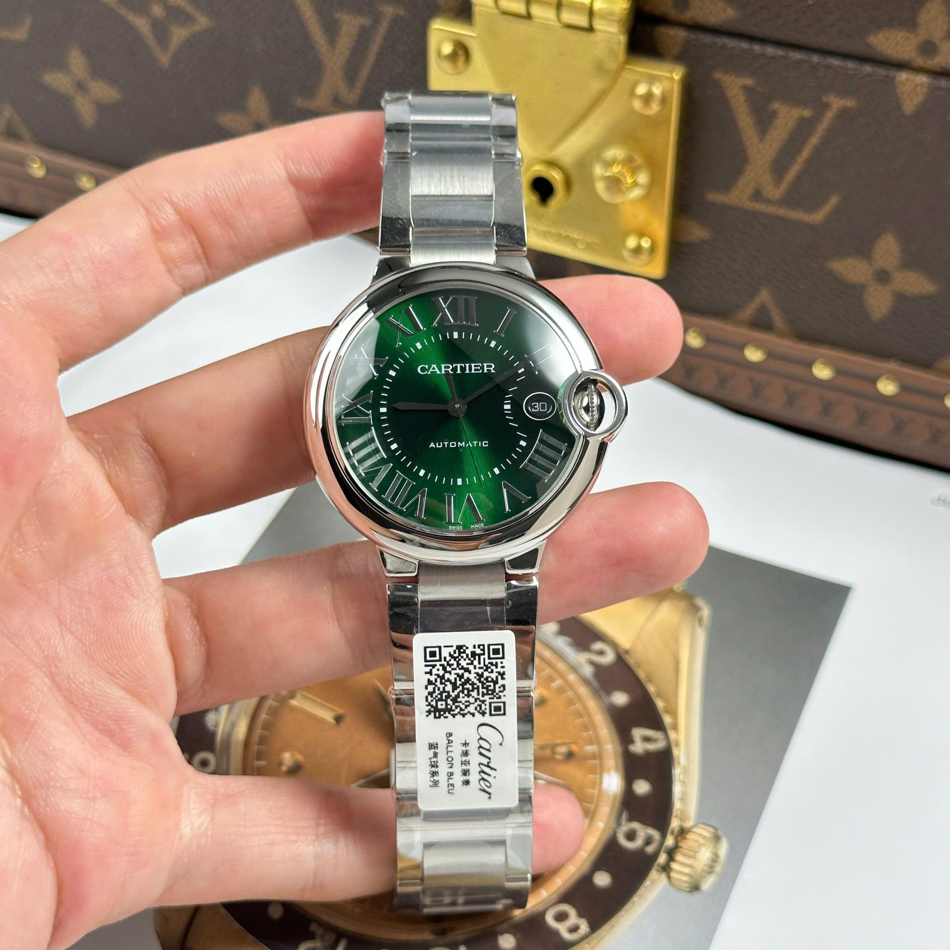 Cartier Ballon Bleu Luxury Fake Watches Green Dial Automatic Movement AF Factory 40mm