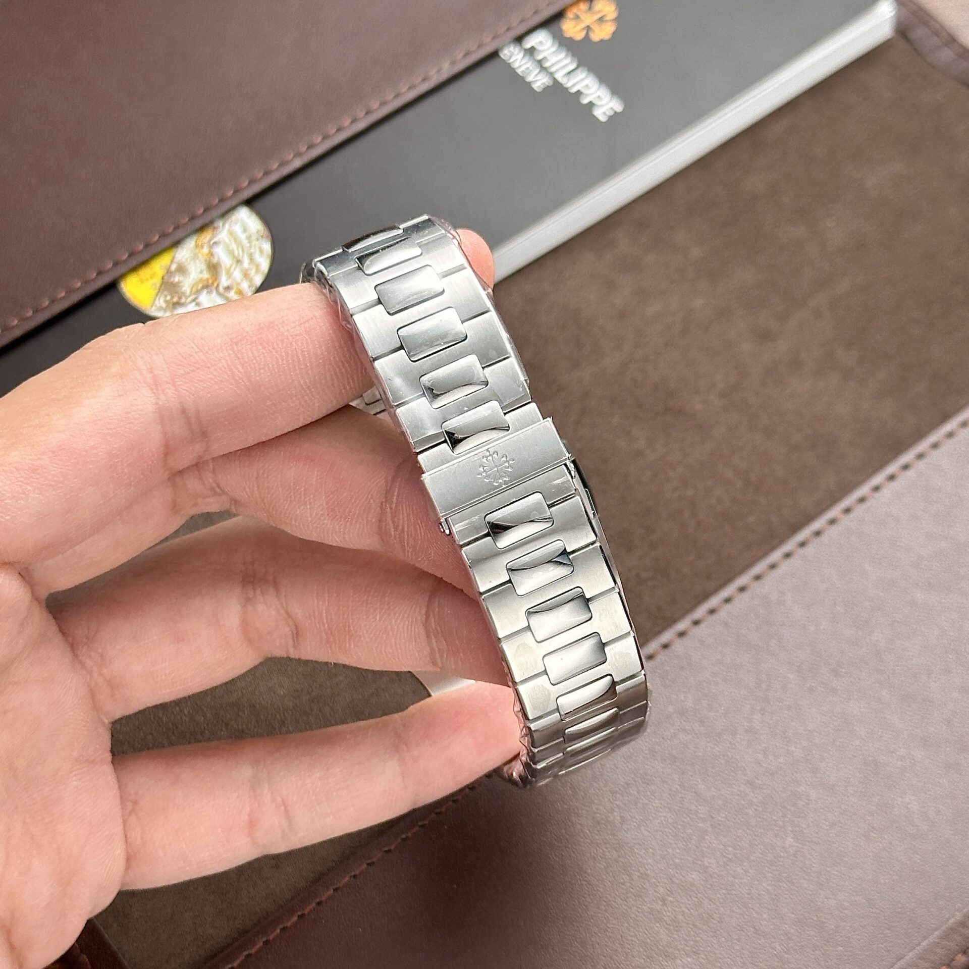 Patek Philippe Replica 11 Watch Nautilus 5711 Fully Adjusted Auth 40mm