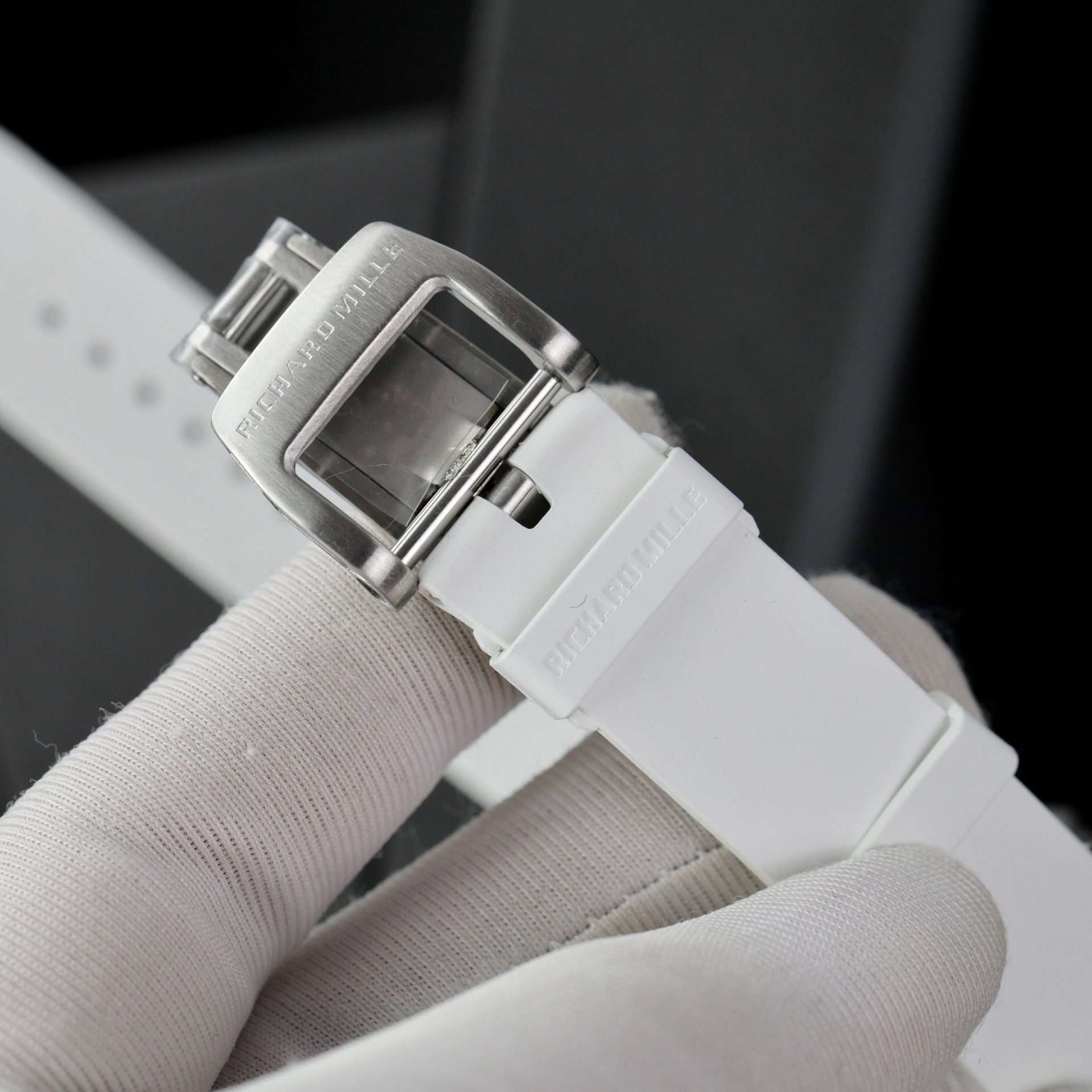 Richard Mille Replica 1:1 Watch RM07 Carbon White Rubber Strap Best Quality 36mm