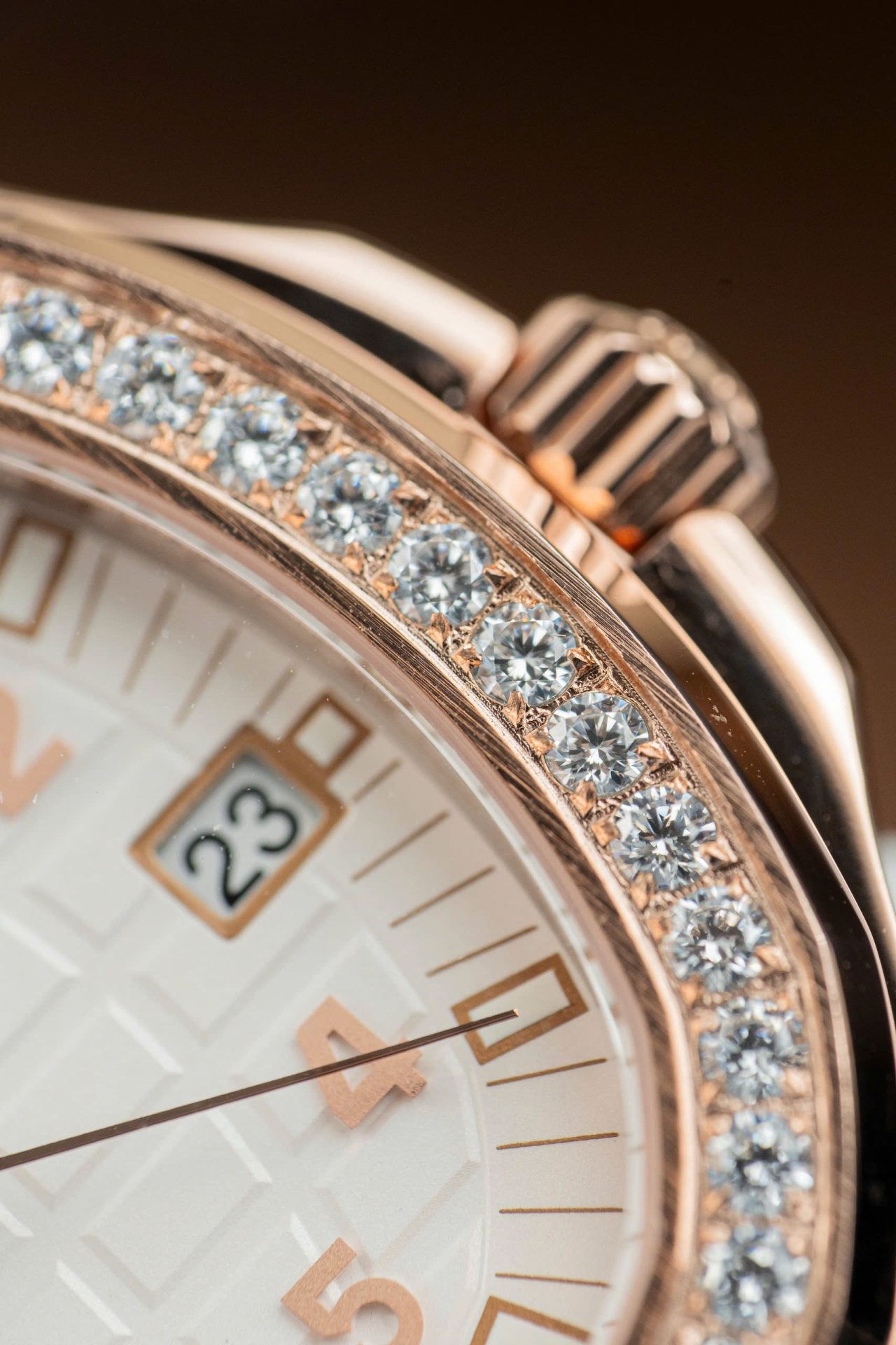 Patek Philippe Aquanaut 5067 Đính Đá Nữ Replica Cao Cấp Nhà Máy PPF 35.6mm