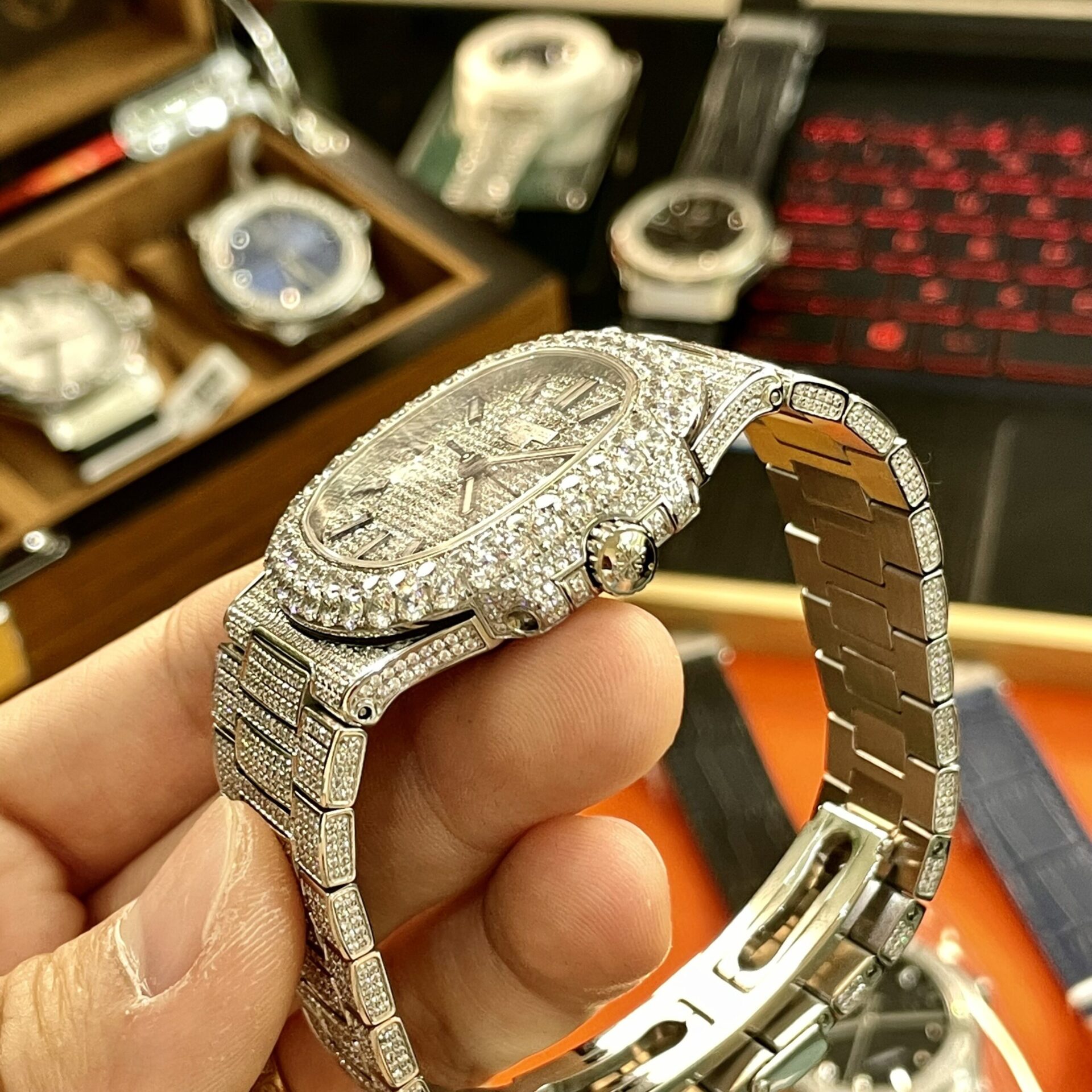 Patek Philippe Replica Watches Nautilus 5719 Full Diamonds PPF 40mm