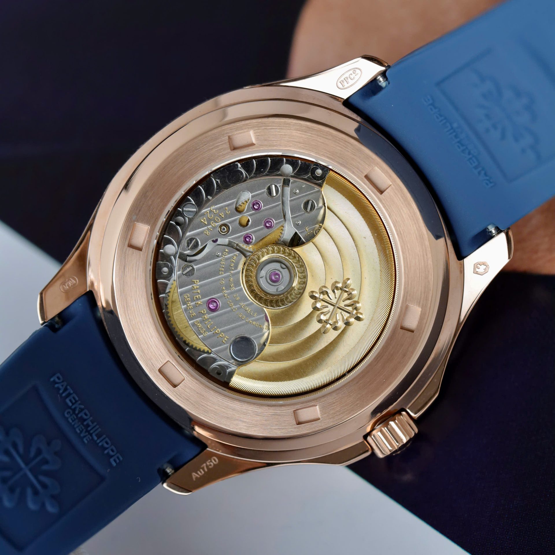 Patek Philippe Best Replica Watch Aquanaut 5261R Automatic Swiss Movement Blue Dial 40mm