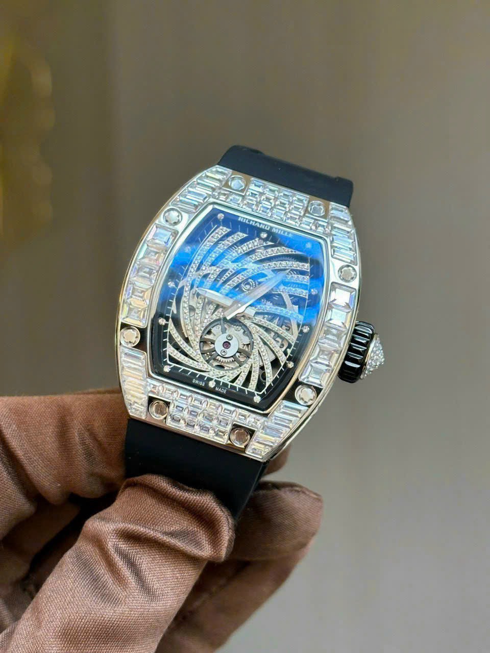 Richard Mille Replica 1:1 Watch RM51-01 Tornado With Full Stone 40mm