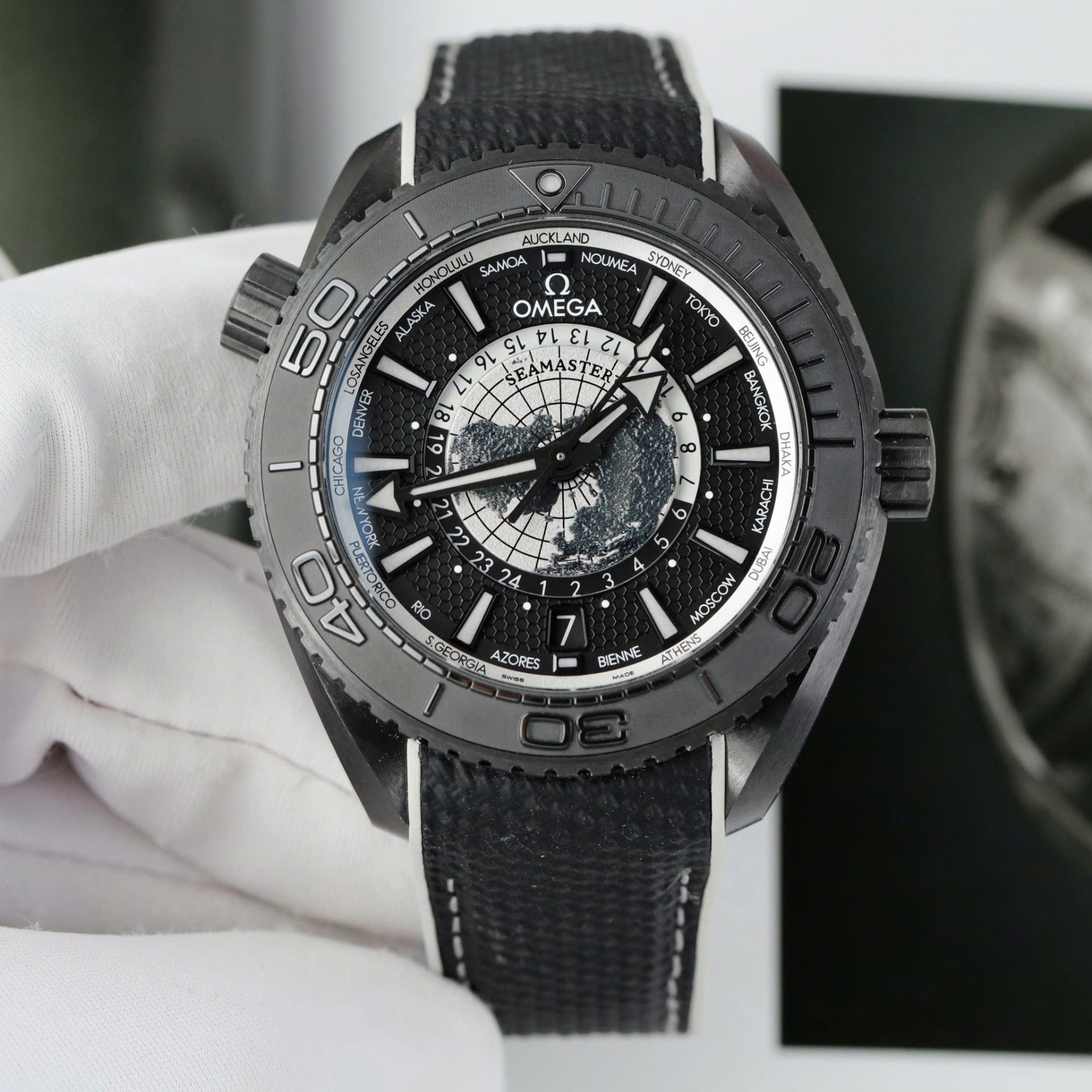 Omega Seamaster Planet Ocean Worldtimer Imitation Watches Black Ceramic Rubber Strap VS Factory 45.5mm
