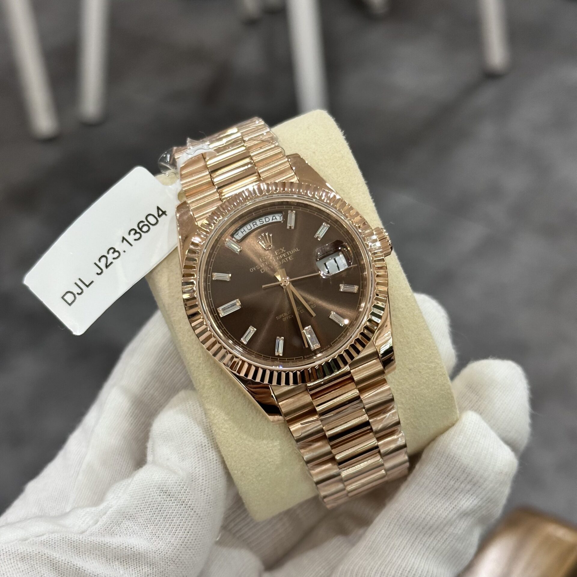 Rolex Replica Watch Day-Date 228235 Gold Wrapped Chocolate Dial GM V3 40mm