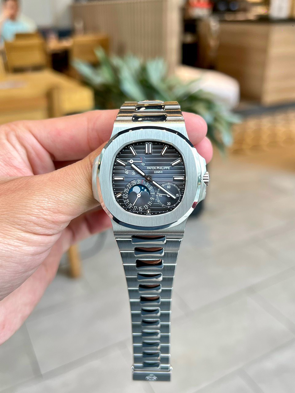 Patek Philippe Nautilus 5712 Replica 1:1 Watch Full Function PPF 40mm