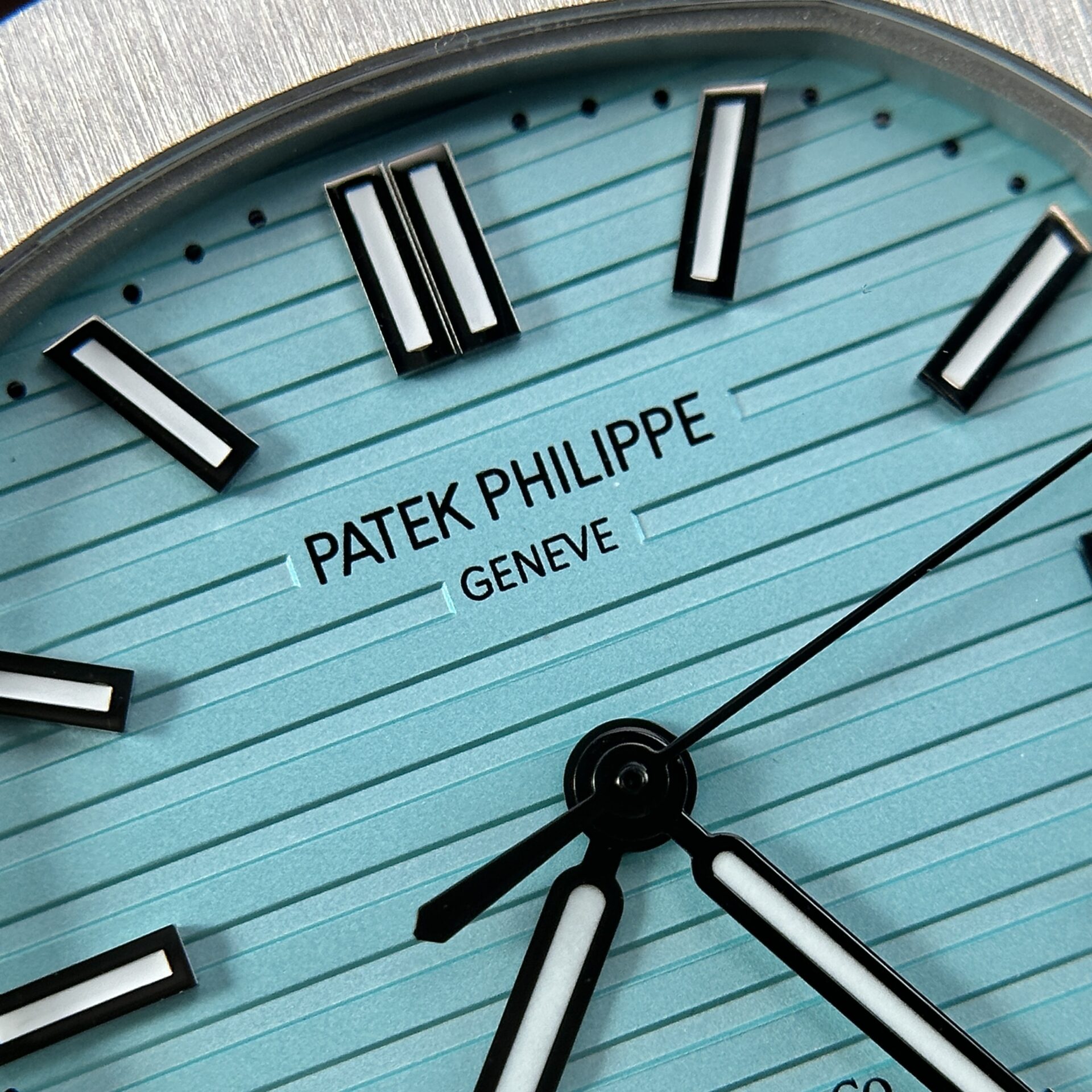 Patek Philippe Nautilus 5711 Tiffany   Co Factory 3K Replica 1:1 Watch 40mm